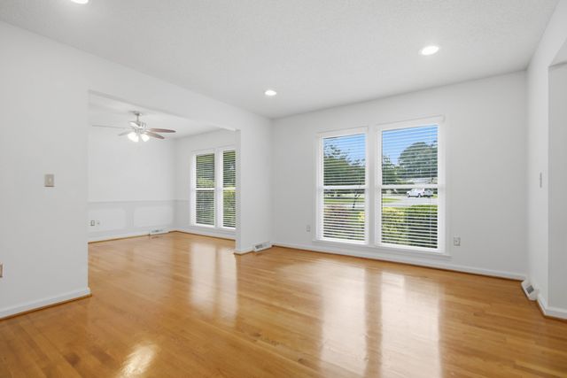 2539 Bengal Road, North Charleston, SC 29406