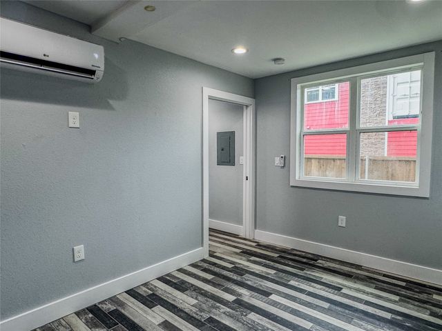 1232 Kennie Drive, Commerce, TX 75428