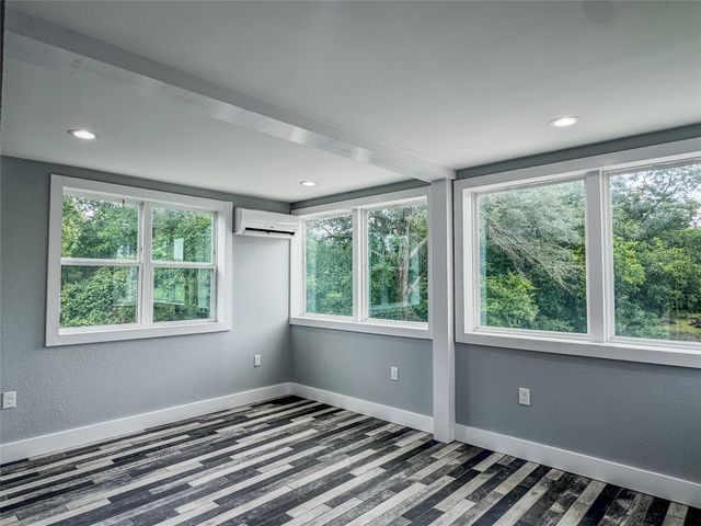 1232 Kennie Drive, Commerce, TX 75428