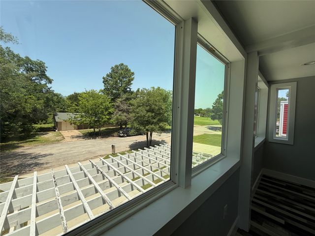 1232 Kennie Drive, Commerce, TX 75428