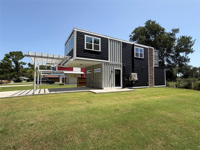 1232 Kennie Drive, Commerce, TX 75428