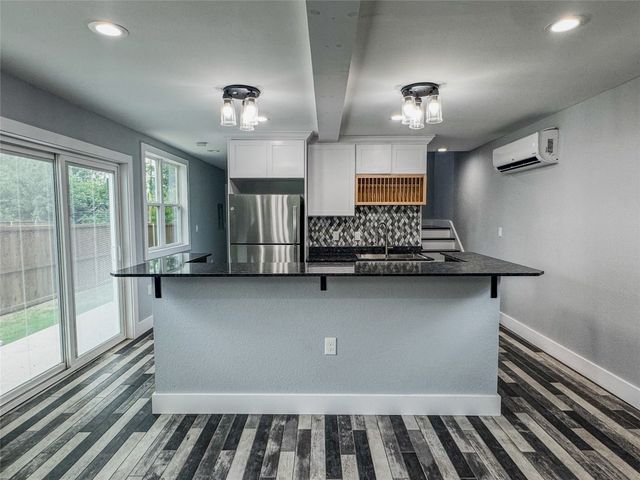 1232 Kennie Drive, Commerce, TX 75428