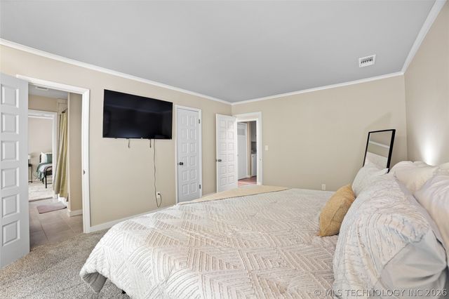 5510 E 65th Place, Tulsa, OK 74136