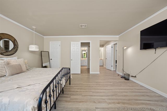 5510 E 65th Place, Tulsa, OK 74136