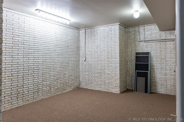 5510 E 65th Place, Tulsa, OK 74136