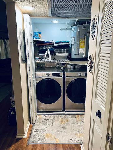 3032 EASTLAND BOULEVARD B202, Clearwater, FL 33761