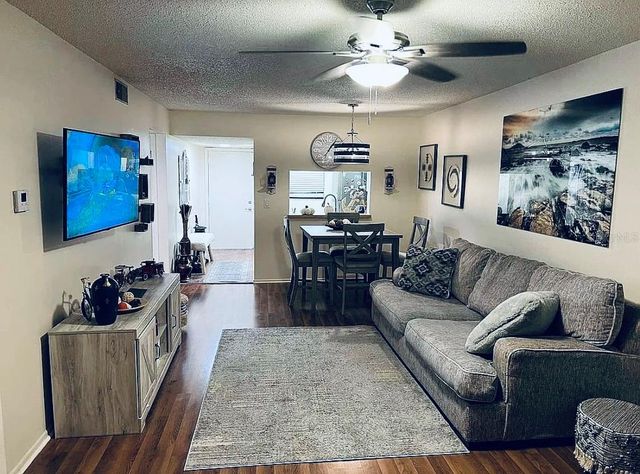 3032 EASTLAND BOULEVARD B202, Clearwater, FL 33761