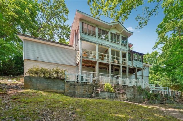 2680 Pass Circle, Gainesville, GA 30506