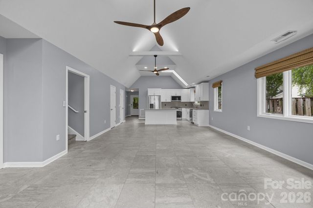 41 Beekeeper Trail, Swannanoa, NC 28778