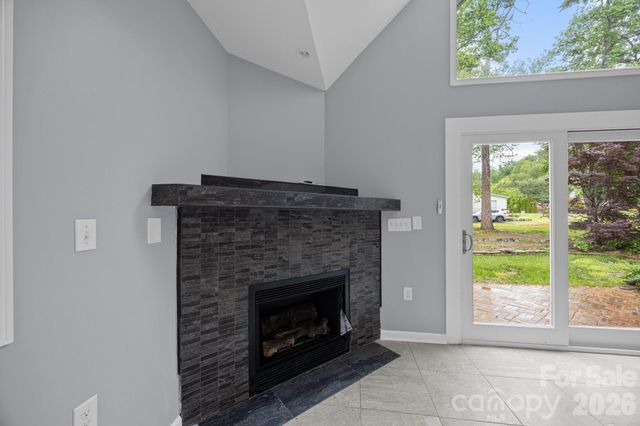 41 Beekeeper Trail, Swannanoa, NC 28778