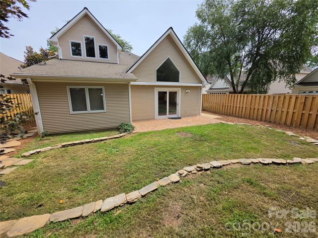 41 Beekeeper Trail, Swannanoa, NC 28778