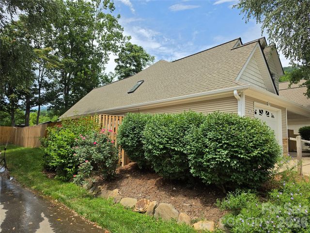 41 Beekeeper Trail, Swannanoa, NC 28778