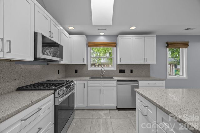 41 Beekeeper Trail, Swannanoa, NC 28778