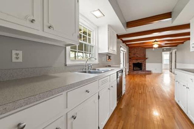 101 Holly Hill Circle, Nicholasville, KY 40356
