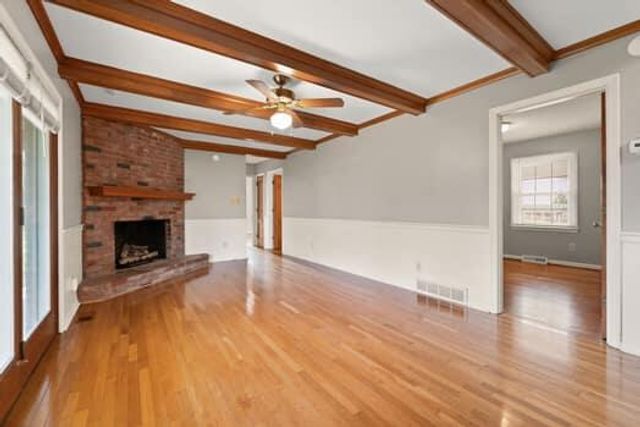 101 Holly Hill Circle, Nicholasville, KY 40356