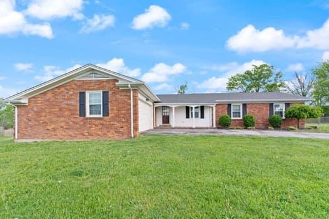 101 Holly Hill Circle, Nicholasville, KY 40356