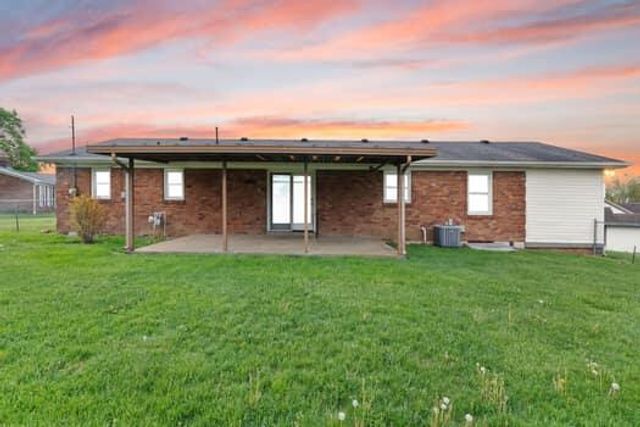 101 Holly Hill Circle, Nicholasville, KY 40356