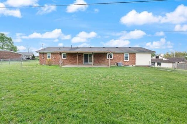 101 Holly Hill Circle, Nicholasville, KY 40356