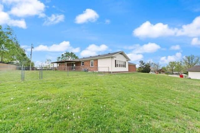101 Holly Hill Circle, Nicholasville, KY 40356