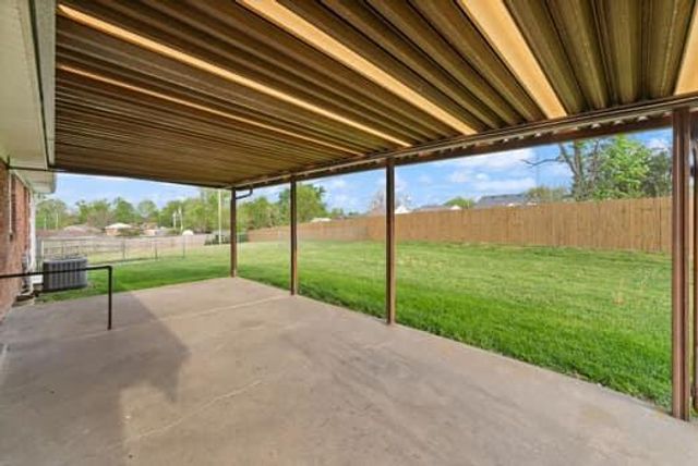 101 Holly Hill Circle, Nicholasville, KY 40356
