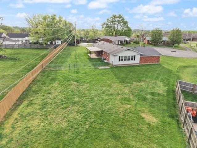 101 Holly Hill Circle, Nicholasville, KY 40356