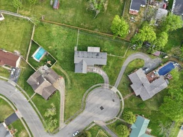 101 Holly Hill Circle, Nicholasville, KY 40356