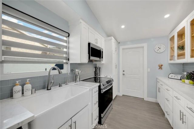 703 N Roanne, Anaheim, CA 92801