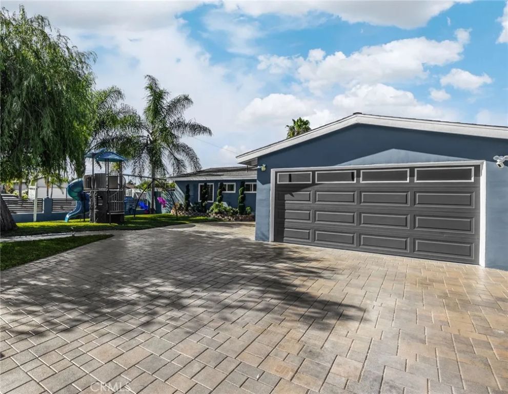 703 N Roanne, Anaheim, CA 92801