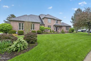 8737 Slate Ridge Court, Sylvania, OH 43560