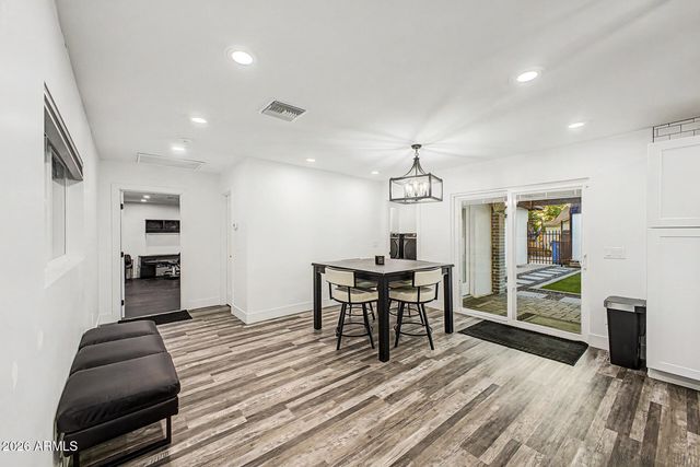 1040 W ENCINAS Street, Gilbert, AZ 85233