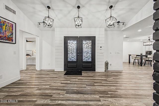 1040 W ENCINAS Street, Gilbert, AZ 85233