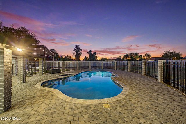 1040 W ENCINAS Street, Gilbert, AZ 85233