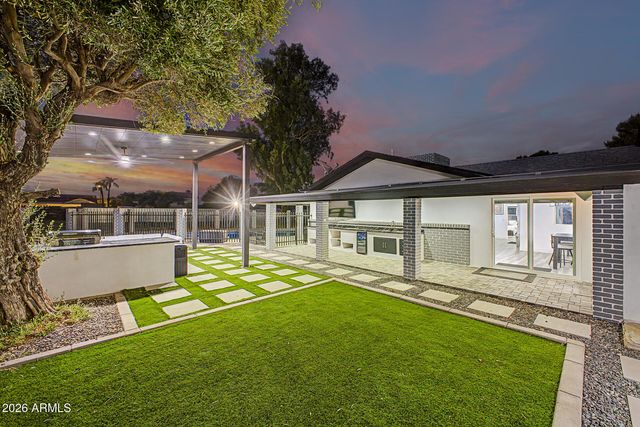 1040 W ENCINAS Street, Gilbert, AZ 85233