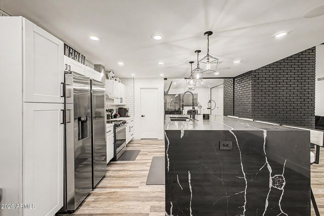 1040 W ENCINAS Street, Gilbert, AZ 85233
