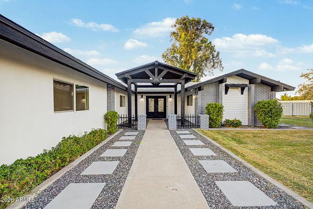 1040 W ENCINAS Street, Gilbert, AZ 85233