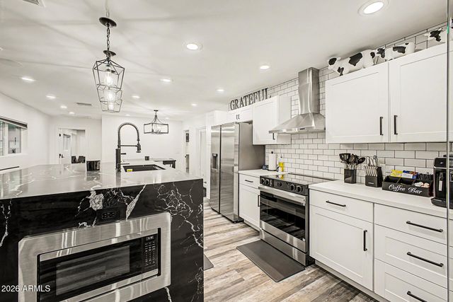 1040 W ENCINAS Street, Gilbert, AZ 85233