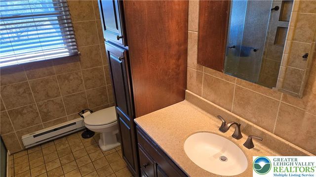 5110 Donna Drive, North Whitehall Twp, PA 18037