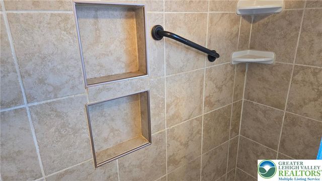 5110 Donna Drive, North Whitehall Twp, PA 18037