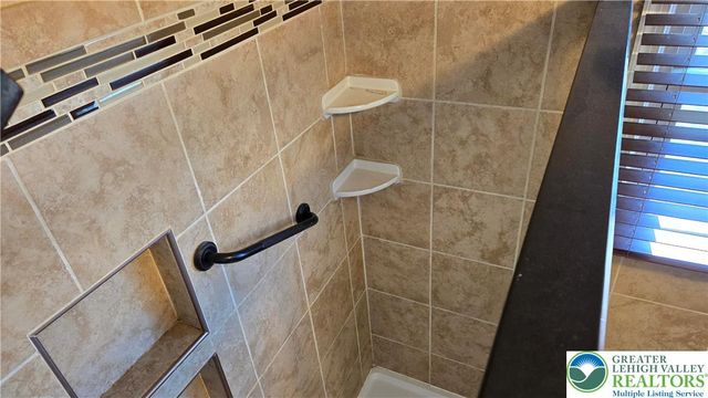 5110 Donna Drive, North Whitehall Twp, PA 18037