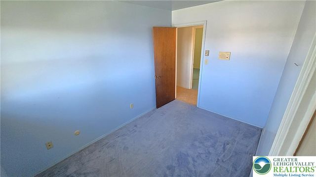 5110 Donna Drive, North Whitehall Twp, PA 18037