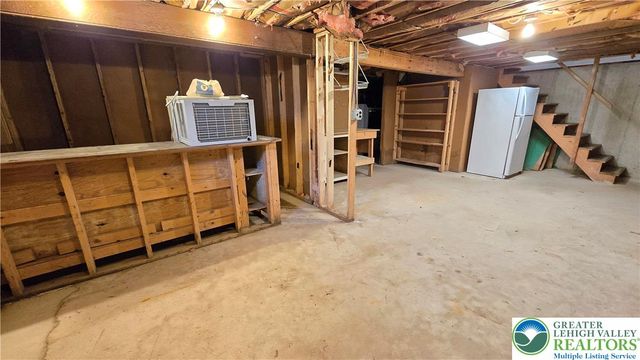 5110 Donna Drive, North Whitehall Twp, PA 18037