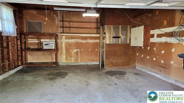 5110 Donna Drive, North Whitehall Twp, PA 18037