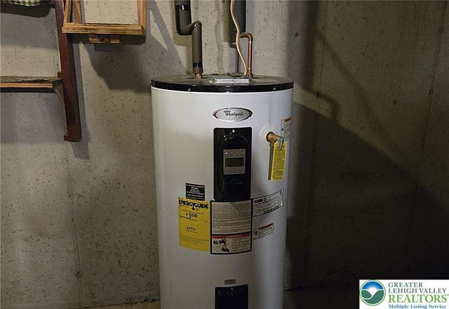 5110 Donna Drive, North Whitehall Twp, PA 18037