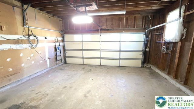 5110 Donna Drive, North Whitehall Twp, PA 18037