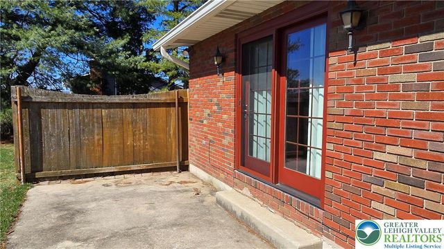 5110 Donna Drive, North Whitehall Twp, PA 18037