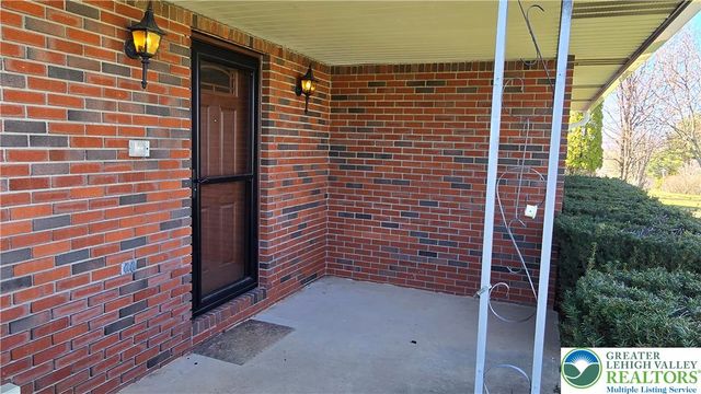 5110 Donna Drive, North Whitehall Twp, PA 18037