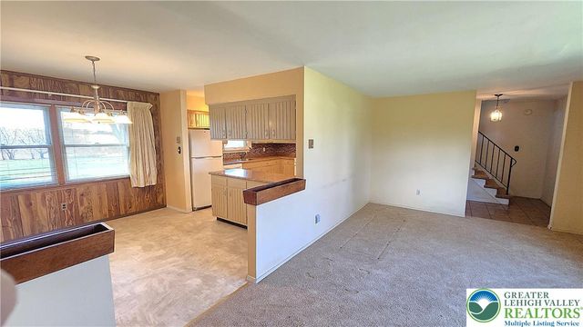 5110 Donna Drive, North Whitehall Twp, PA 18037