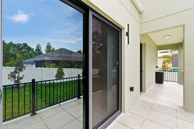 1090 MAIN STREET, Safety Harbor, FL 34695
