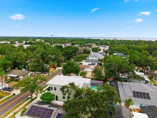 1090 MAIN STREET, Safety Harbor, FL 34695