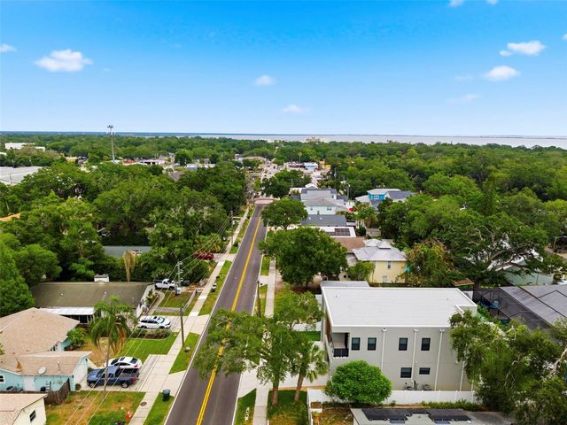 1090 MAIN STREET, Safety Harbor, FL 34695
